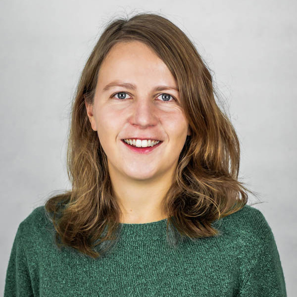 Stefanie Wohlfahrt (in Elternzeit)